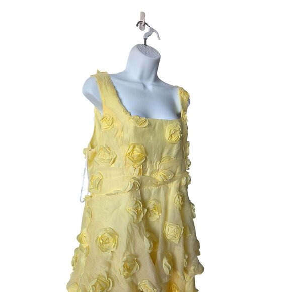 Lulus Exceptional Entrance Yellow Dress With Rosette Details Tiered Skirt XL - Picture 3 of 9